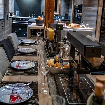 Appartement Chalet Zermatt: Indulge In Opulence Amidst Nature *